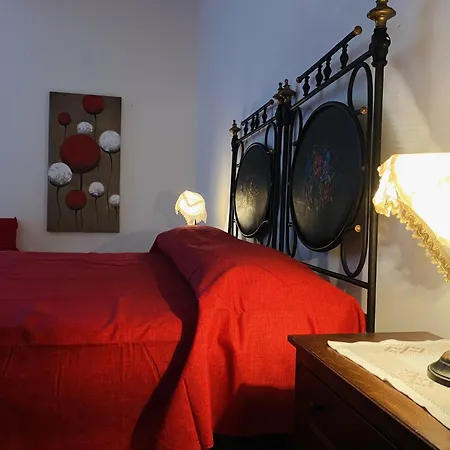 Holiday home Uva Malvasia Il Monte